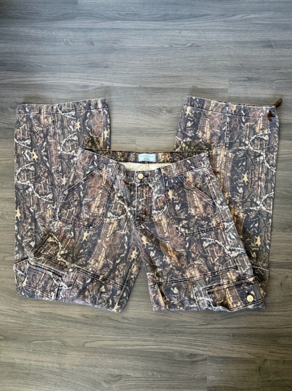 Revice Denim Amelia Oakland Pants Realtree Low Rise Camo Wide Leg Cargo Pants